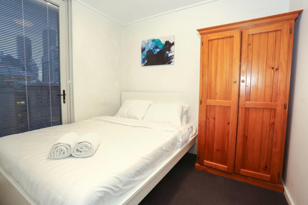 Ferienwohnung 2 Beds 1 Bath Beside Qv Melbourne City Exterior foto